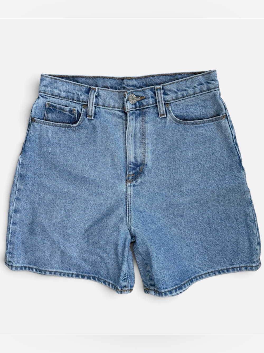 BDG Urban Outfitters Mom High Rise Denim Shorts Light Wash Blue Jean Cotton 26